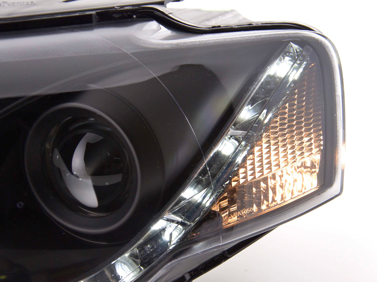 Scheinwerfer Set Daylight LED Tagfahrlicht VW Passat B6 3C schwarz Scheinwerfer Set Daylight LED Tagfahrlicht VW Passat B6 3C schwarz